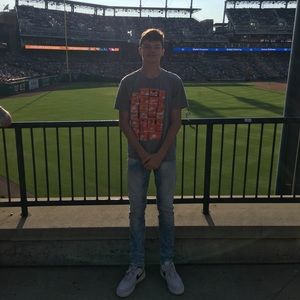 Meet your Posher, Evan